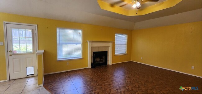 Building Photo - 4509 Twin Oaks Cir