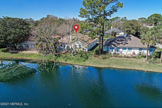 Building Photo - 3433 Heron Dr N
