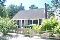 Building Photo - 303 Deerfoot Ln