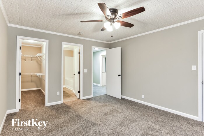 Building Photo - 441 Northern Rd