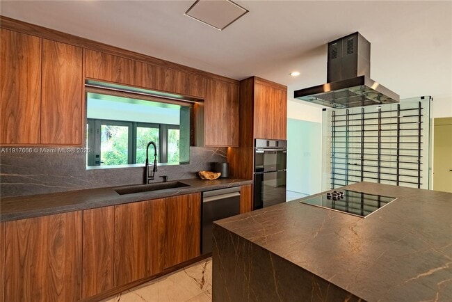 Building Photo - 3711 Battersea Rd