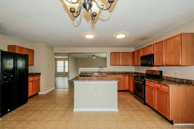 Building Photo - 2950 Hearthside Dr