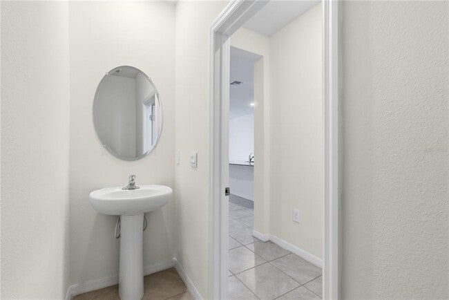 Building Photo - 17534 Crescent Moon Lp