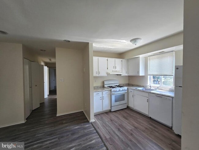 Building Photo - 11907 Tarragon Rd