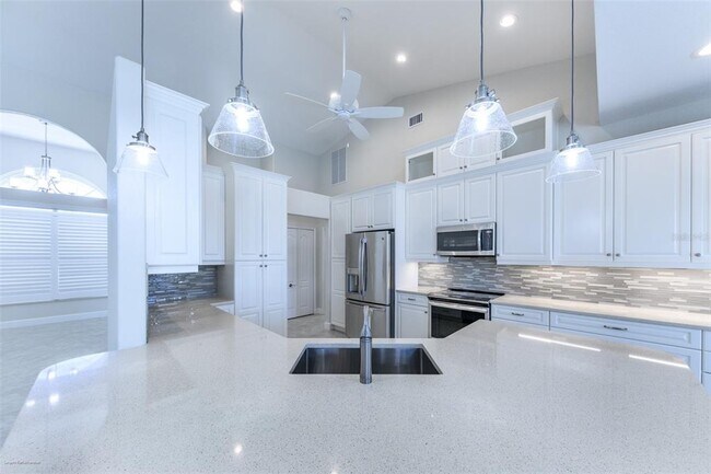 Building Photo - 566 Port Bendres Dr
