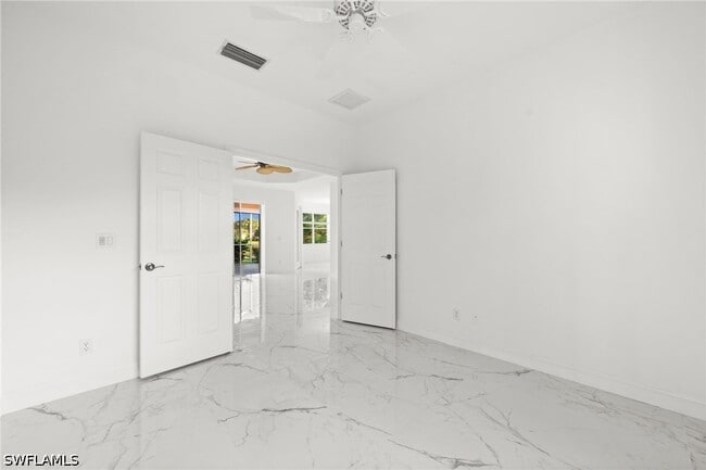 Building Photo - 3972 Ruxton Rd