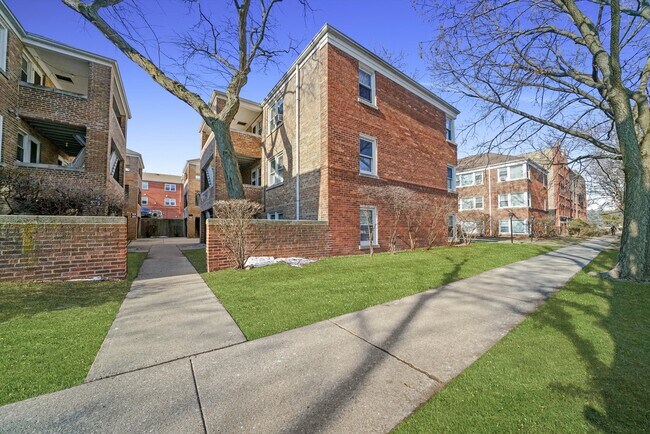 Building Photo - 420 Elmwood Ave