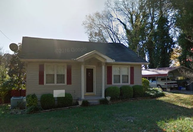 Primary Photo - 171 W Meeting St