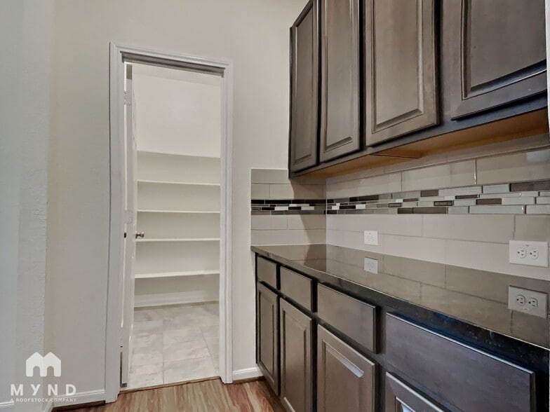 Building Photo - 1706 Claire Creek Ct