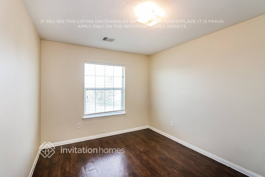 Building Photo - 12630 Lady Slipper Rd