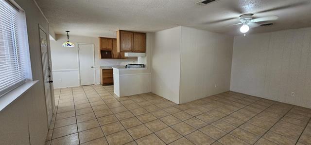 Building Photo - 7205 Merry Ln
