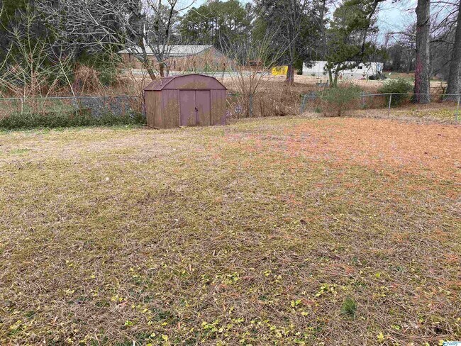 Building Photo - 4211 Tee Jay Dr NW