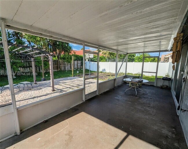 Building Photo - 10180 Fanfare Dr