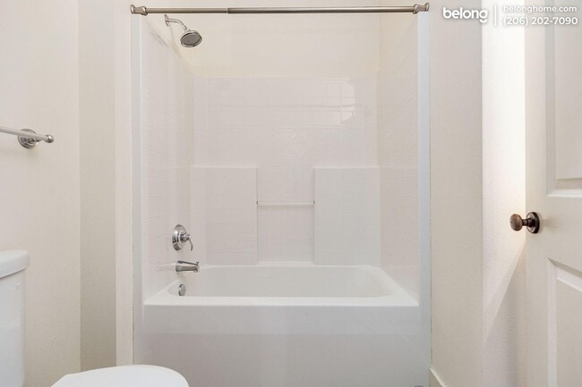 Building Photo - 11411 SE 259th St