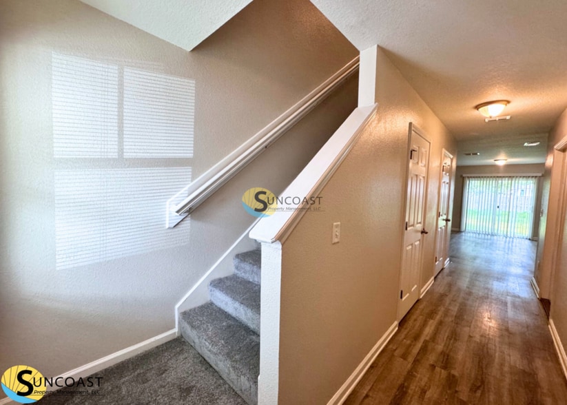 Building Photo - 8329 Homeport Ct