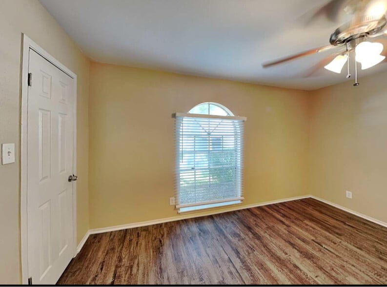 Building Photo - 10014 Catlett Ln