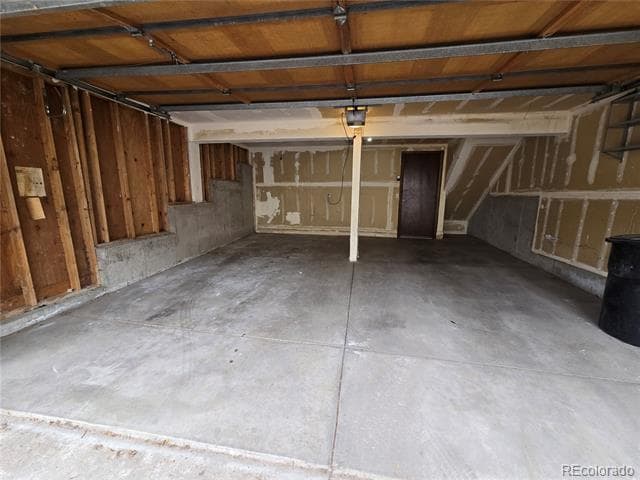 Building Photo - 2832 W Long Dr