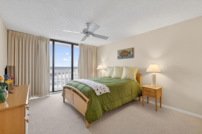 Building Photo - 9960 S Ocean Dr