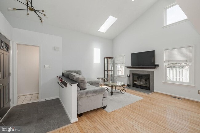 Building Photo - 6015 Good Lion Ct