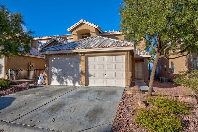 Building Photo - Fantastic 3 bed condo