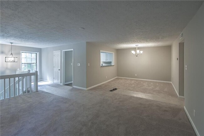 Building Photo - 1386 N Crossing Dr