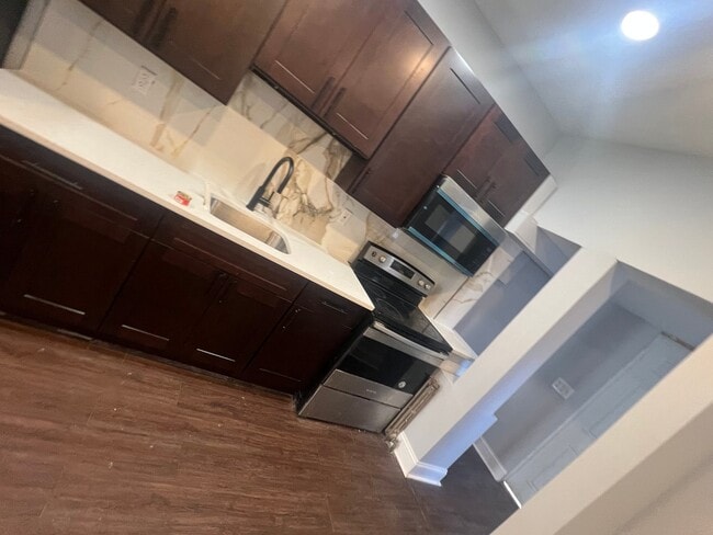 Building Photo - 7233 West Chester Pike