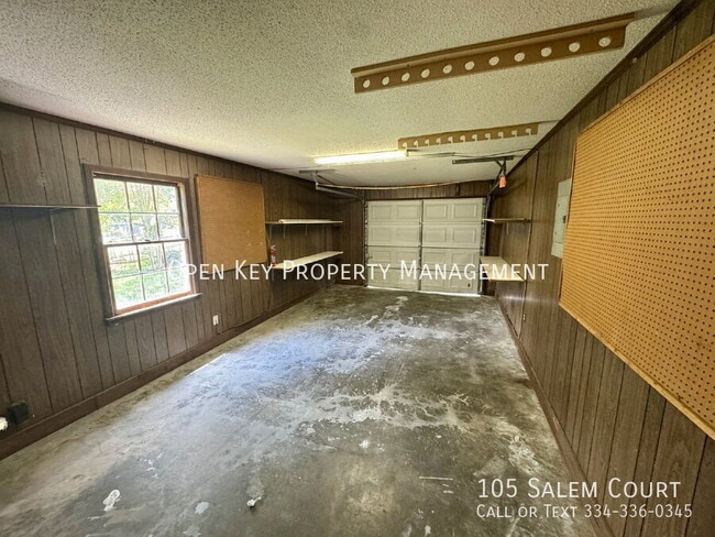 Building Photo - 105 Salem Ct