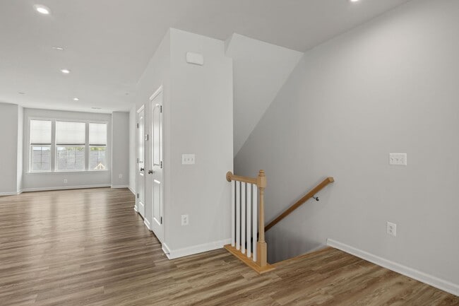 Building Photo - Gorgeous 3 Bedroom Townhome in Henrico!
