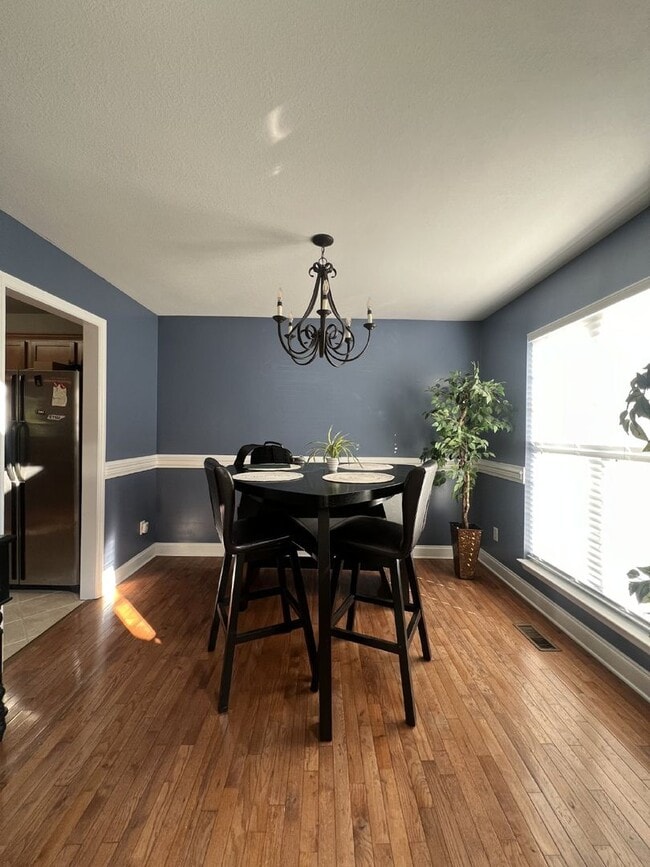 Building Photo - 7475 British Rd