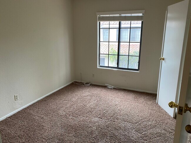 Atch'd den for Office or Baby - 8167 Vineyard Ave