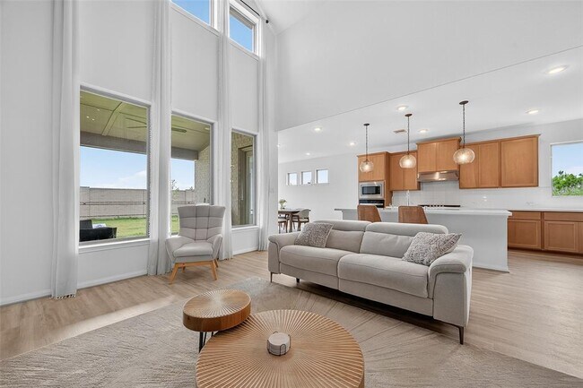 Building Photo - 21206 Rabbitbrush Ct