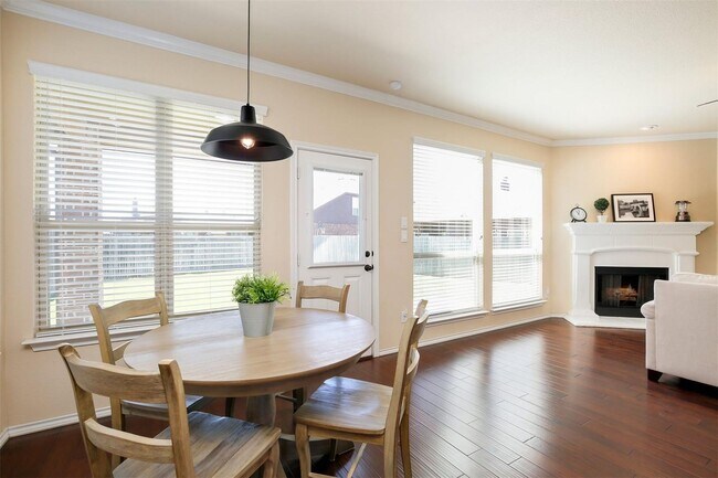 Building Photo - Haslet 4 Bedroom Home