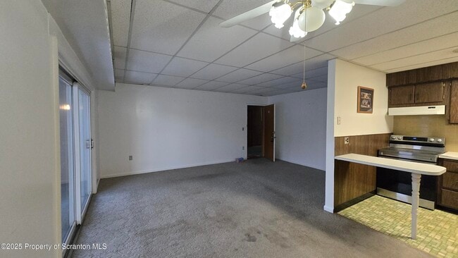 Building Photo - 3730 Lawrence Ave