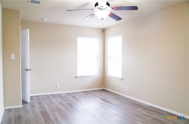 Building Photo - 11719 Wayward Daisy
