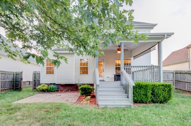 Building Photo - Stunning Brick Front Home With Fireplace A...