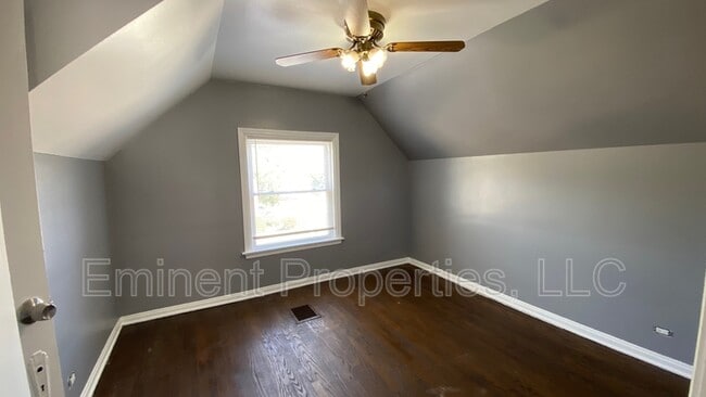 Building Photo - 10800 S Sangamon St