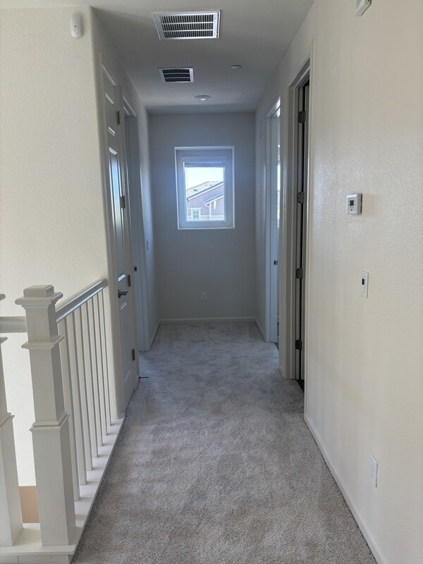 Building Photo - 5558 Kennedy Pl