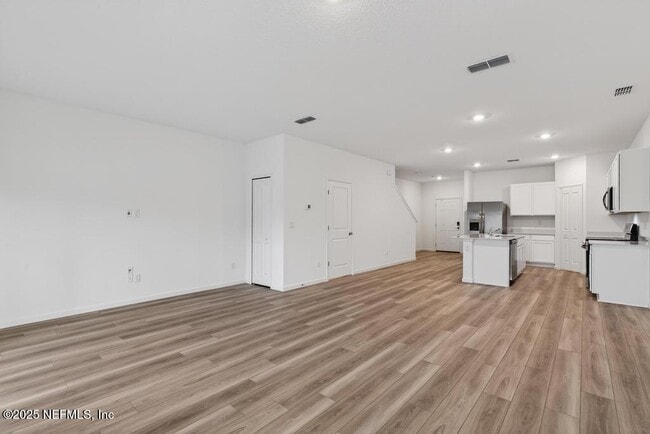 Building Photo - 6936 Golden Monarch Ave