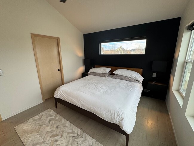 Building Photo - Chic, Fully-Furnished 3 Bed / 2.5 Bath Rental – Bozeman Convenience & Modern Comfort