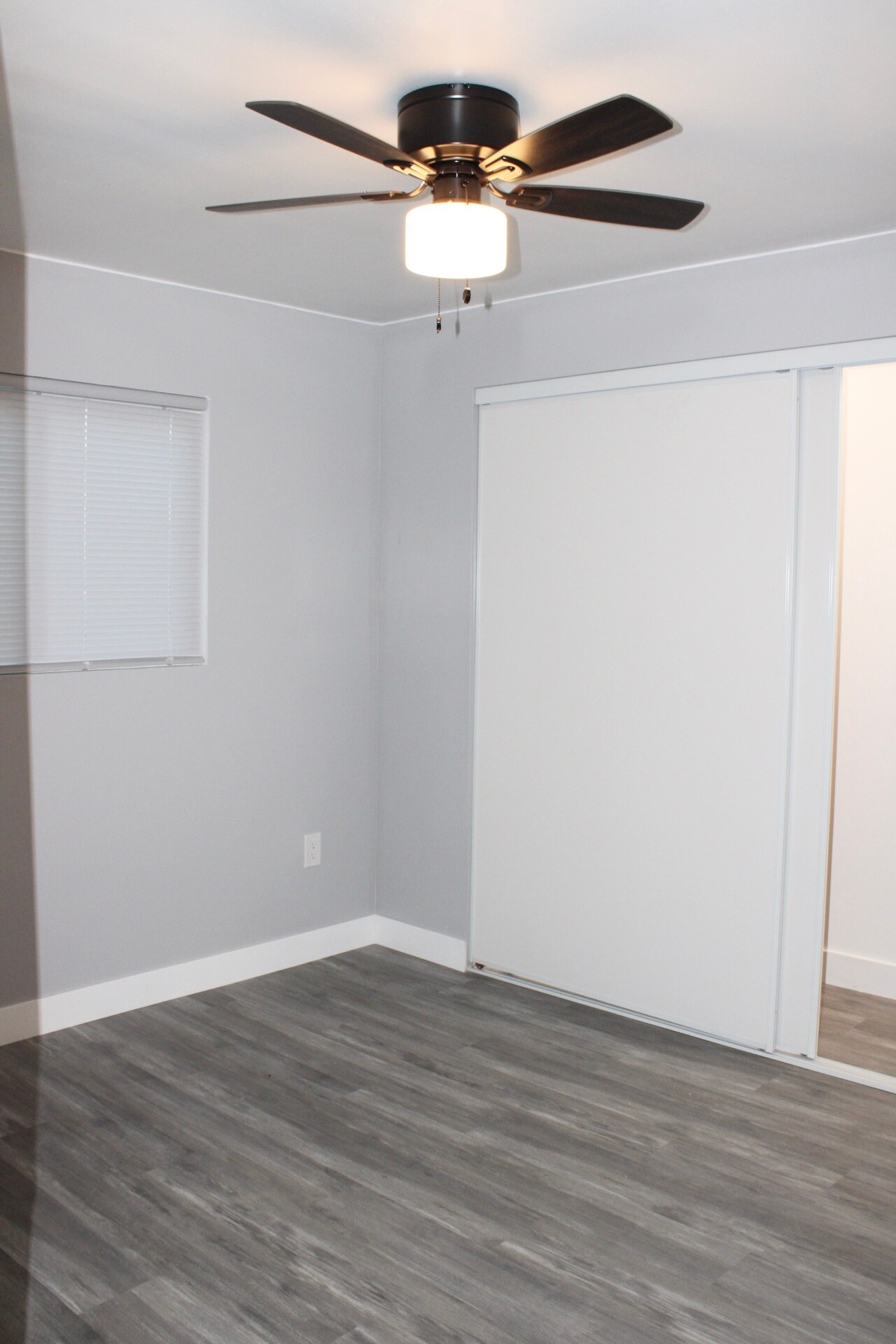 Building Photo - 10252 Vena Ave