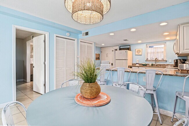 Building Photo - 770 Sundial Ct
