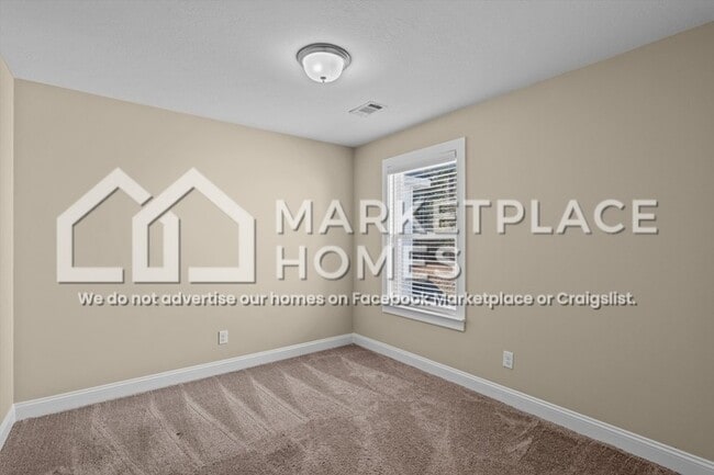 Building Photo - 712 Chatsworth Wy