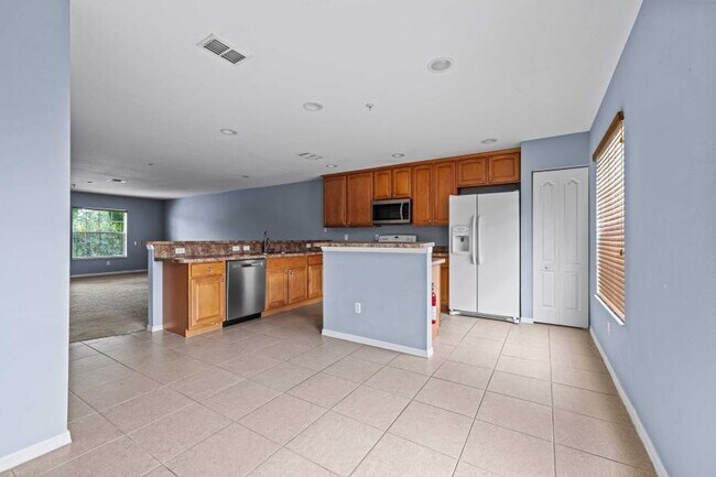 Building Photo - 3 bedroom in Port St Lucie FL 34952