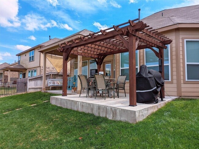 Building Photo - 24834 Puccini Pl