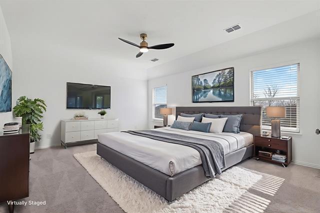 Building Photo - 2325 Myrtle Wy