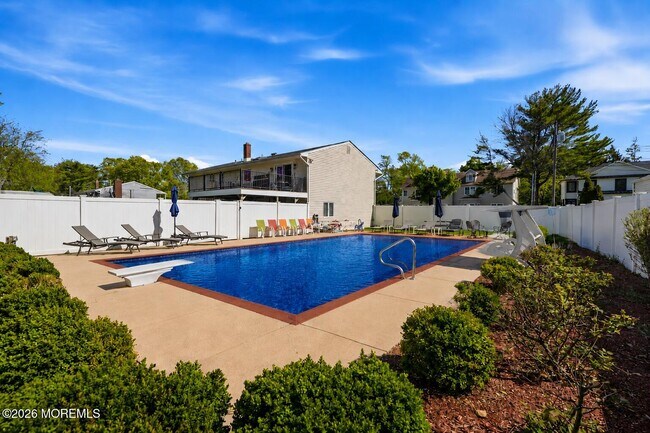 Building Photo - 295 Jersey Ave