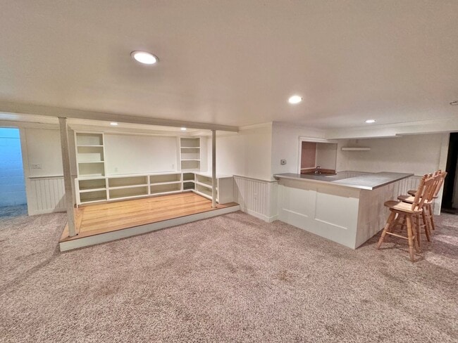 Building Photo - Beautiful Single Family Home in Portsmouth | 3 Bedroom 2.5 Bath Ranch w/ Finished Basement!