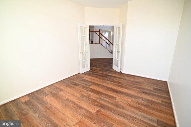 Building Photo - 7001 Chaptico Ct