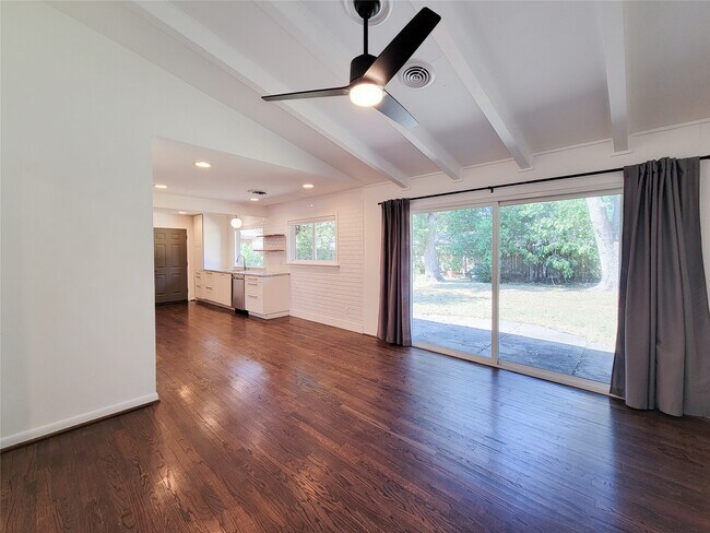 Building Photo - 9506 Vogue Ln