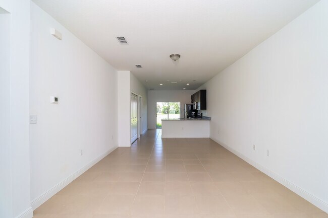 Building Photo - 532 Imperial Pl, Kissimmee, FL